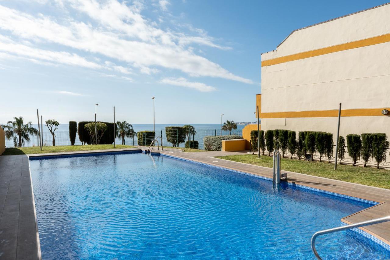 Beachside Retreat With Private Terrace Benalmádena Dış mekan fotoğraf
