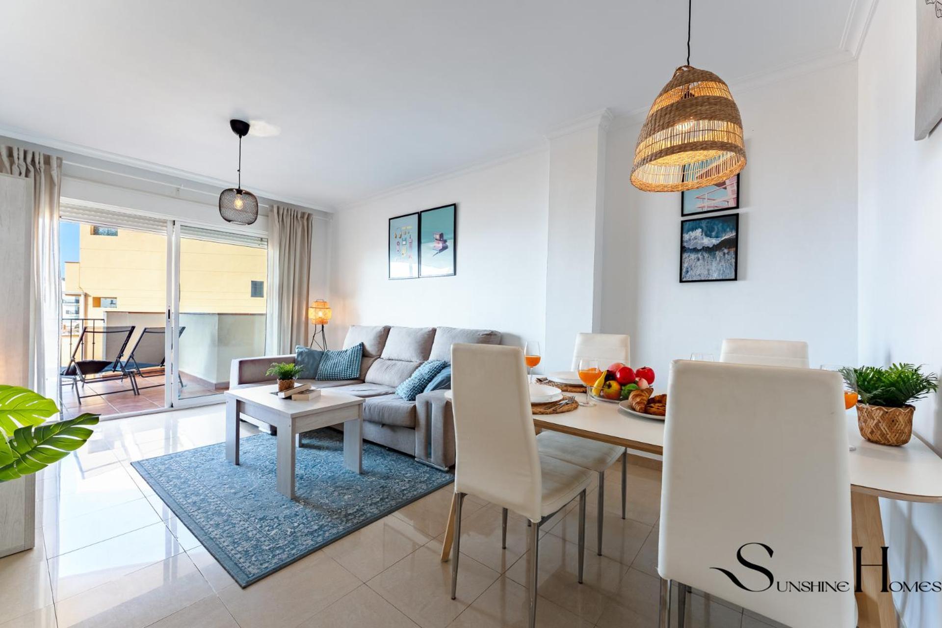 Beachside Retreat With Private Terrace Benalmádena Dış mekan fotoğraf