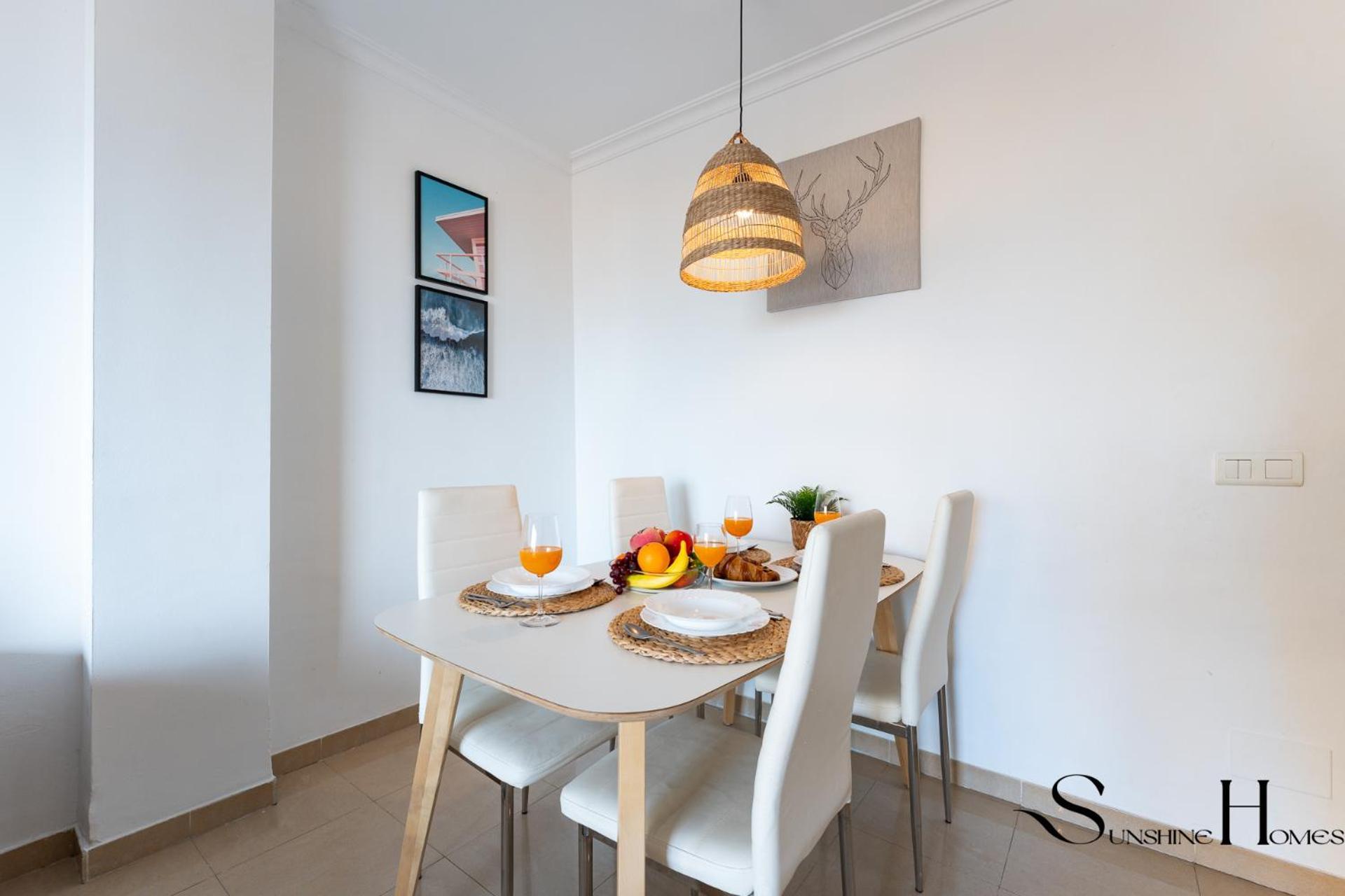 Beachside Retreat With Private Terrace Benalmádena Dış mekan fotoğraf